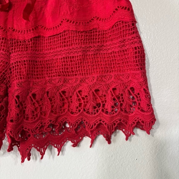 No Boundaries Boho Red Lined Crochet Summer Shorts Size XS - Picture 2 of 5